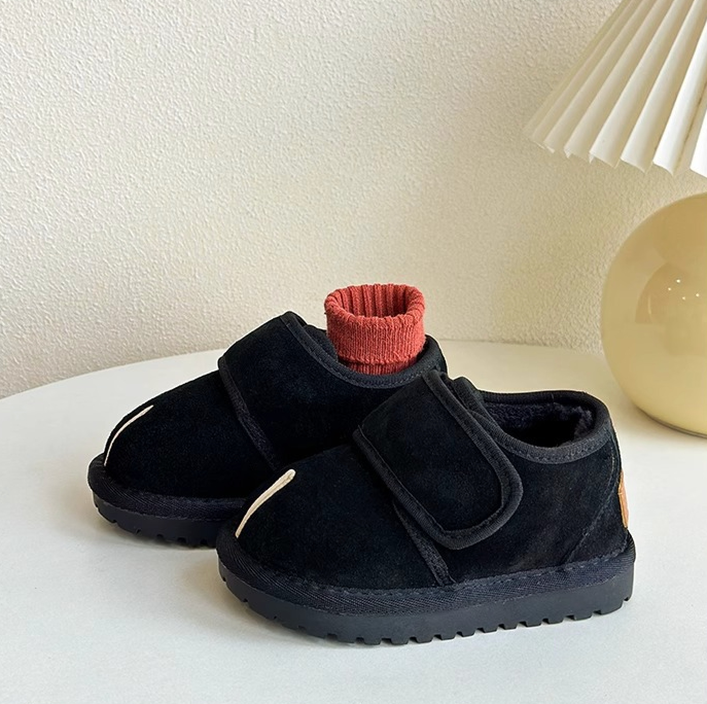 SnugStep™ – Warme Klittenbandschoenen met Antislip – Comfortabele Kinder Winterschoenen