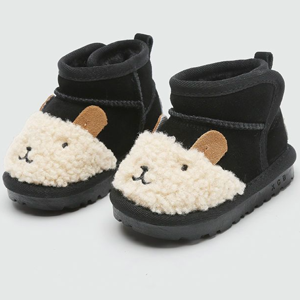 CuddlePaws™ – Warme Enkellaarsjes met Poppetje – Comfortabele Baby Schoenen