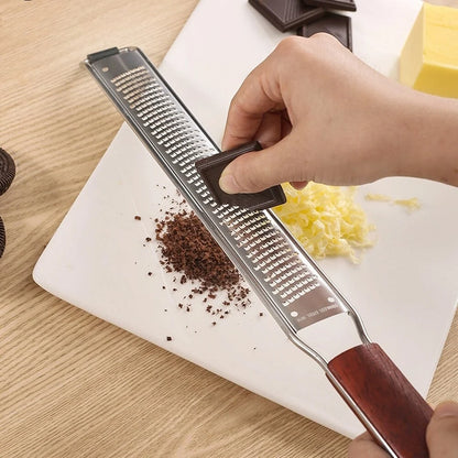 Sento Multifunctionele Rasp - Roestvrij Staal, Lange Houten Steel 0