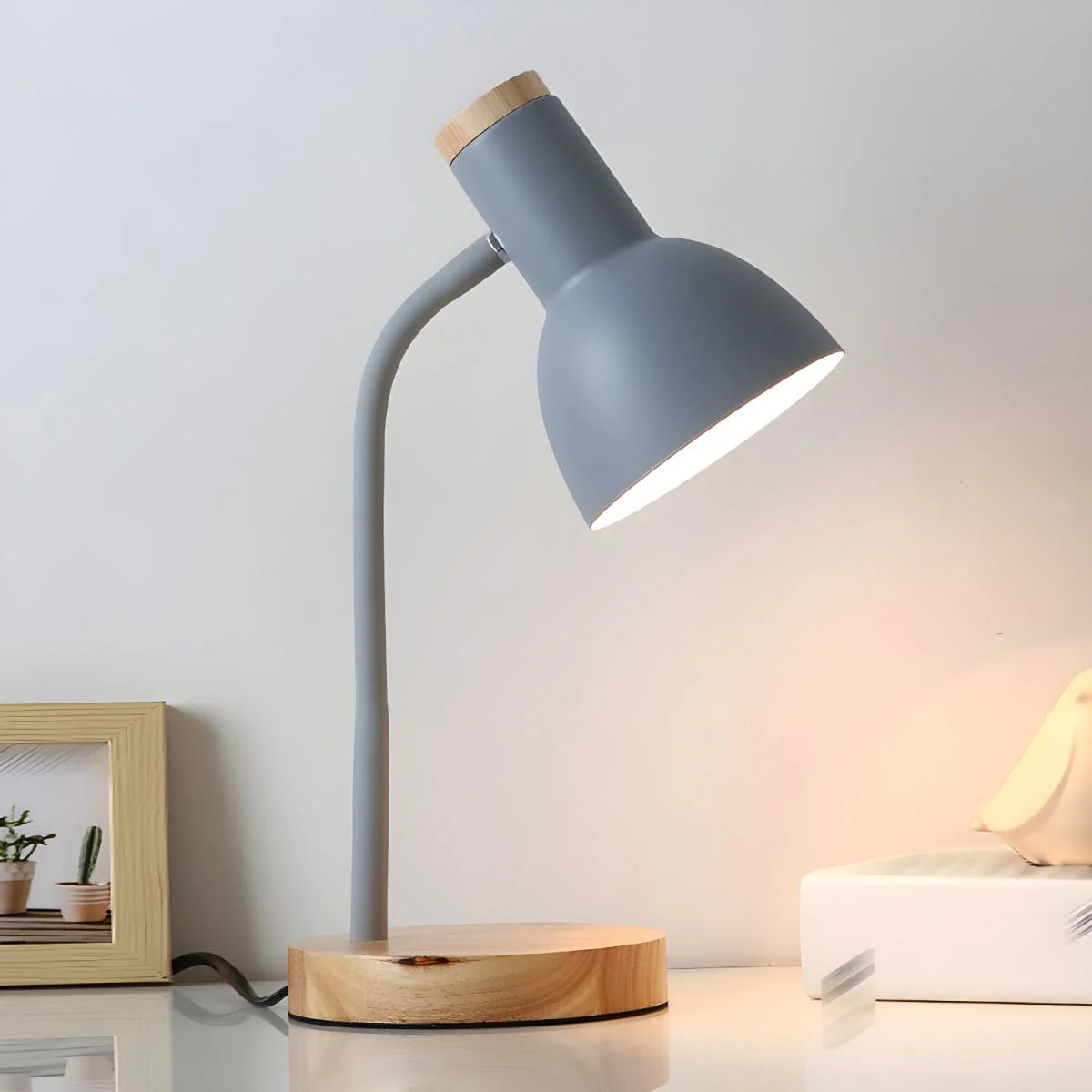 Sirius Tafellamp Zwart - Houten Voet, Verstelbare Kap Scandinavisch Design 1