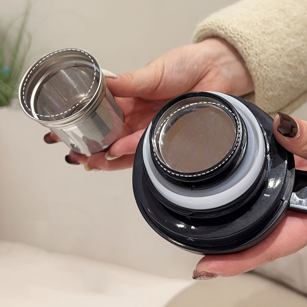 Tetra Theepot - Dubbelwandig RVS met Ingebouwde Zeef, 1000 ml 2