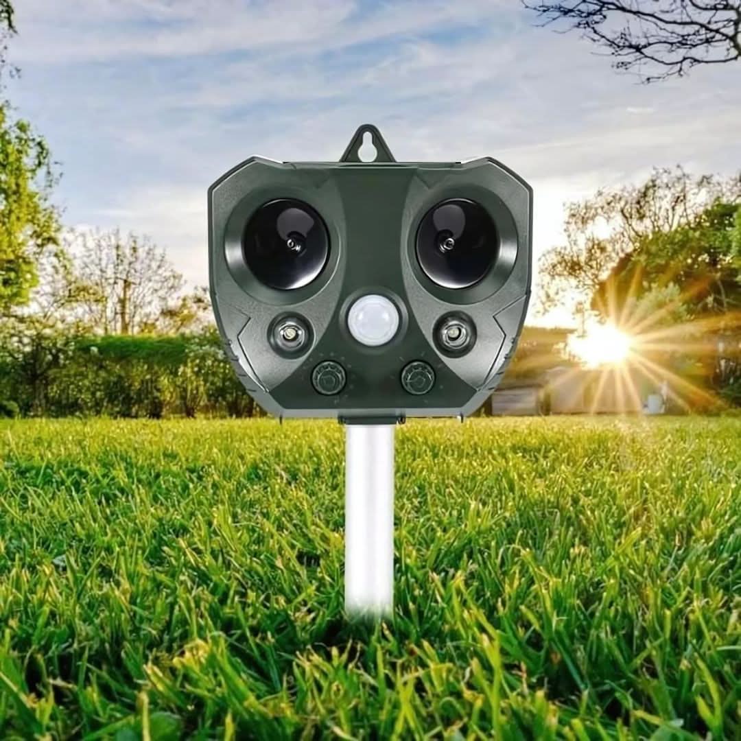 PestPulse™ – Ultrasone Dierenverjager met PIR Sensor – Zonne & USB Tuinbescherming