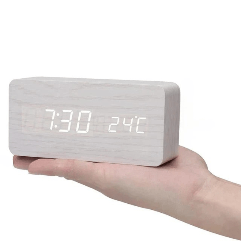 WoodSense™ – LED Houten Klok met Spraakbesturing – Slimme LED Tafelklok