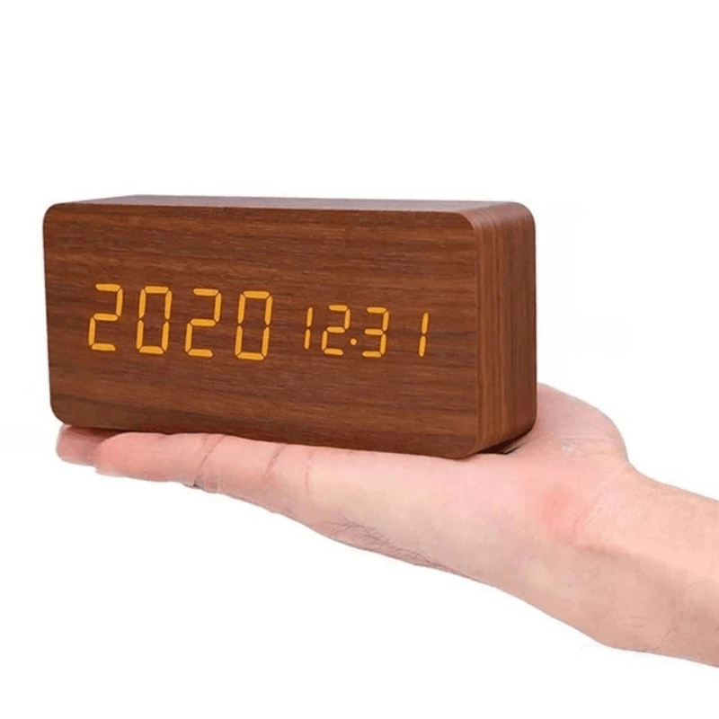 WoodSense™ – LED Houten Klok met Spraakbesturing – Slimme LED Tafelklok