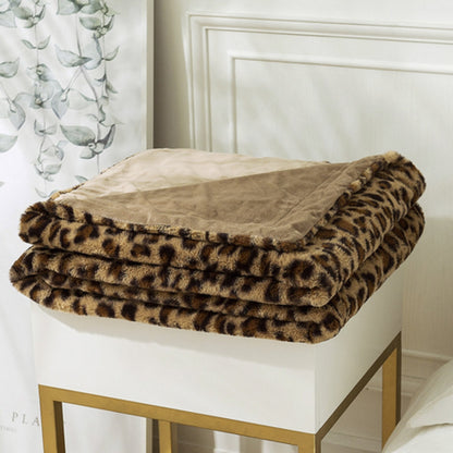 Wilde Plaid - Warme Fleece Deken met Luipaardprint, Zacht Imitatiekonijnbont 4