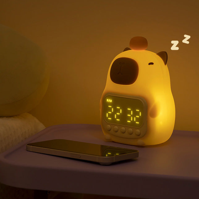 CapyTime™ – Capibara Nachtlamp met Wekker – LED Tap-Bediening