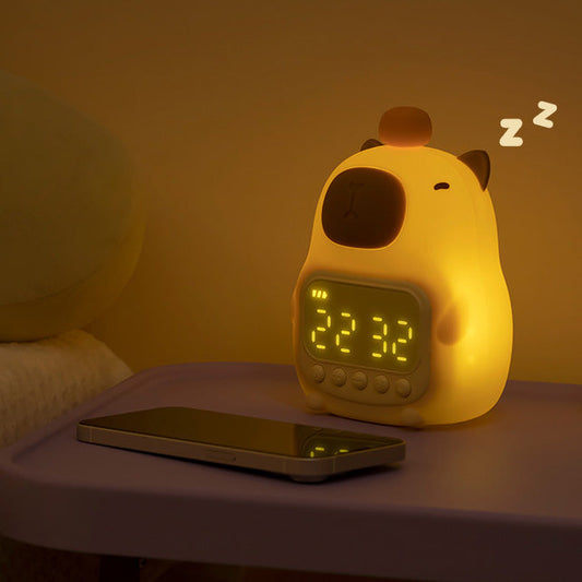 CapyTime™ – Capibara Nachtlamp met Wekker – LED Tap-Bediening