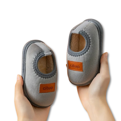 FluffSnugs™ – Warme Antislip Babyslofjes – Baby Winter Schoenen