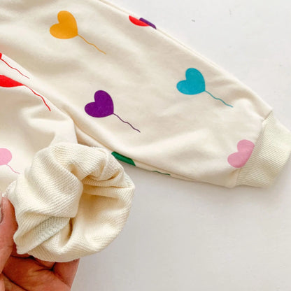 HeartCuddle™ – Zacht Trainingspak met Hartjesprint – Baby Meisjes Outfit