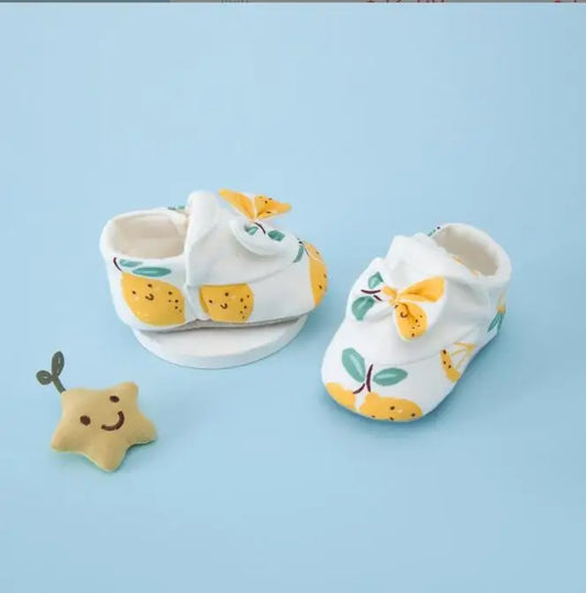 SnugSoles™ – Zachte Babyschoentjes met Grip – Eerste Stapjes Schoenen