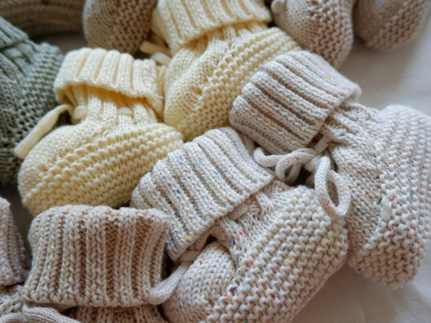 SnuggleBuds™ – Warme Gebreide Babyslofjes – Baby Winter Pantoffels
