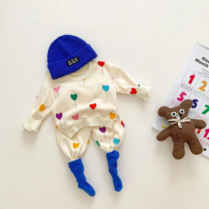 HeartCuddle™ – Zacht Trainingspak met Hartjesprint – Baby Meisjes Outfit