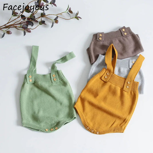 KnitCuddle™ – Ademend Gebreide Babyromper – Zomerse Outfitkeuze