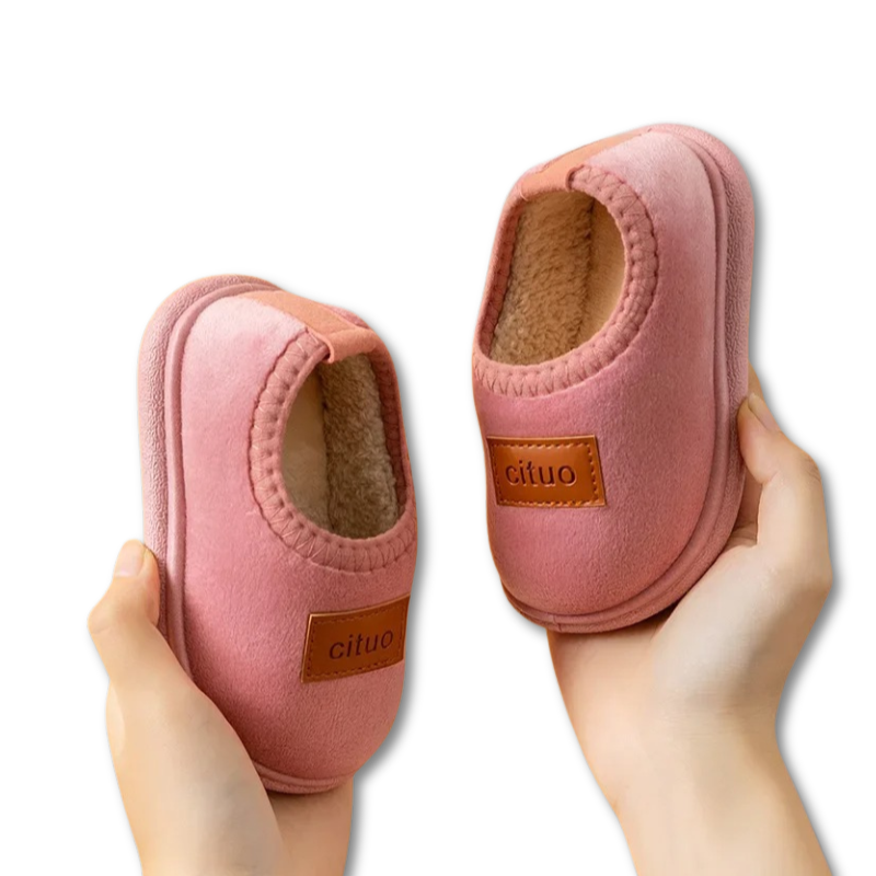 FluffSnugs™ – Warme Antislip Babyslofjes – Baby Winter Schoenen